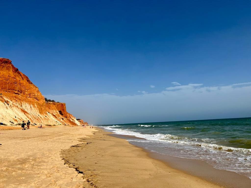 Golden Blue Beach Falesia Apartment Албуфейра Екстериор снимка