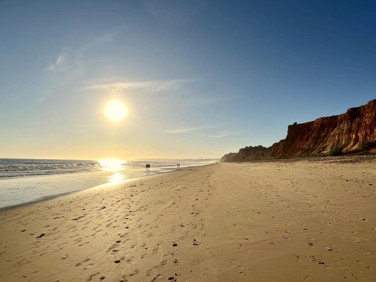 Golden Blue Beach Falesia Apartment Албуфейра Екстериор снимка